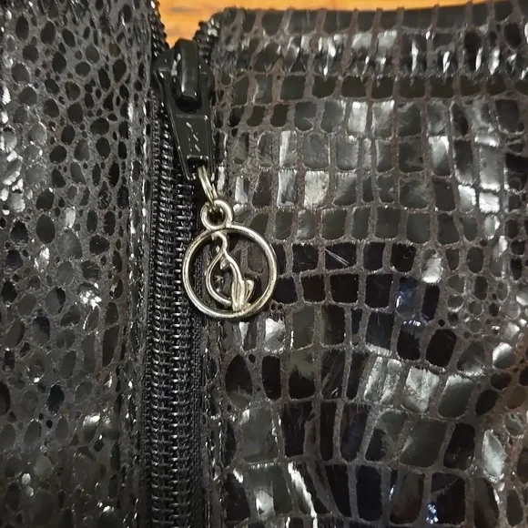 Vintage Baby Phat Croc-Embossed Black Patent Knee-High Boots size 10.5 - Picture 8 of 9